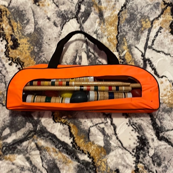 Color:orange.Inside is everything you need to play